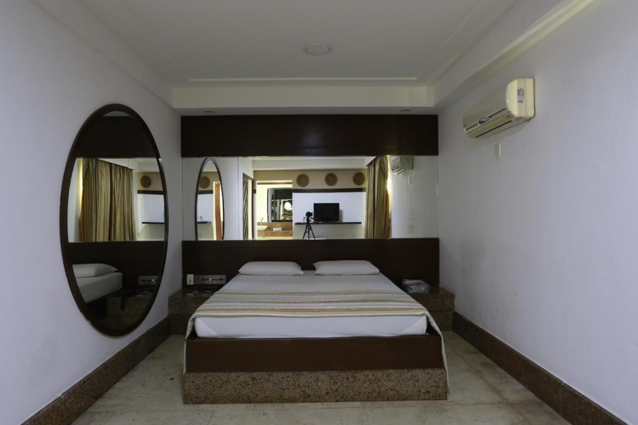 New Dhunas (adults Only) 2*