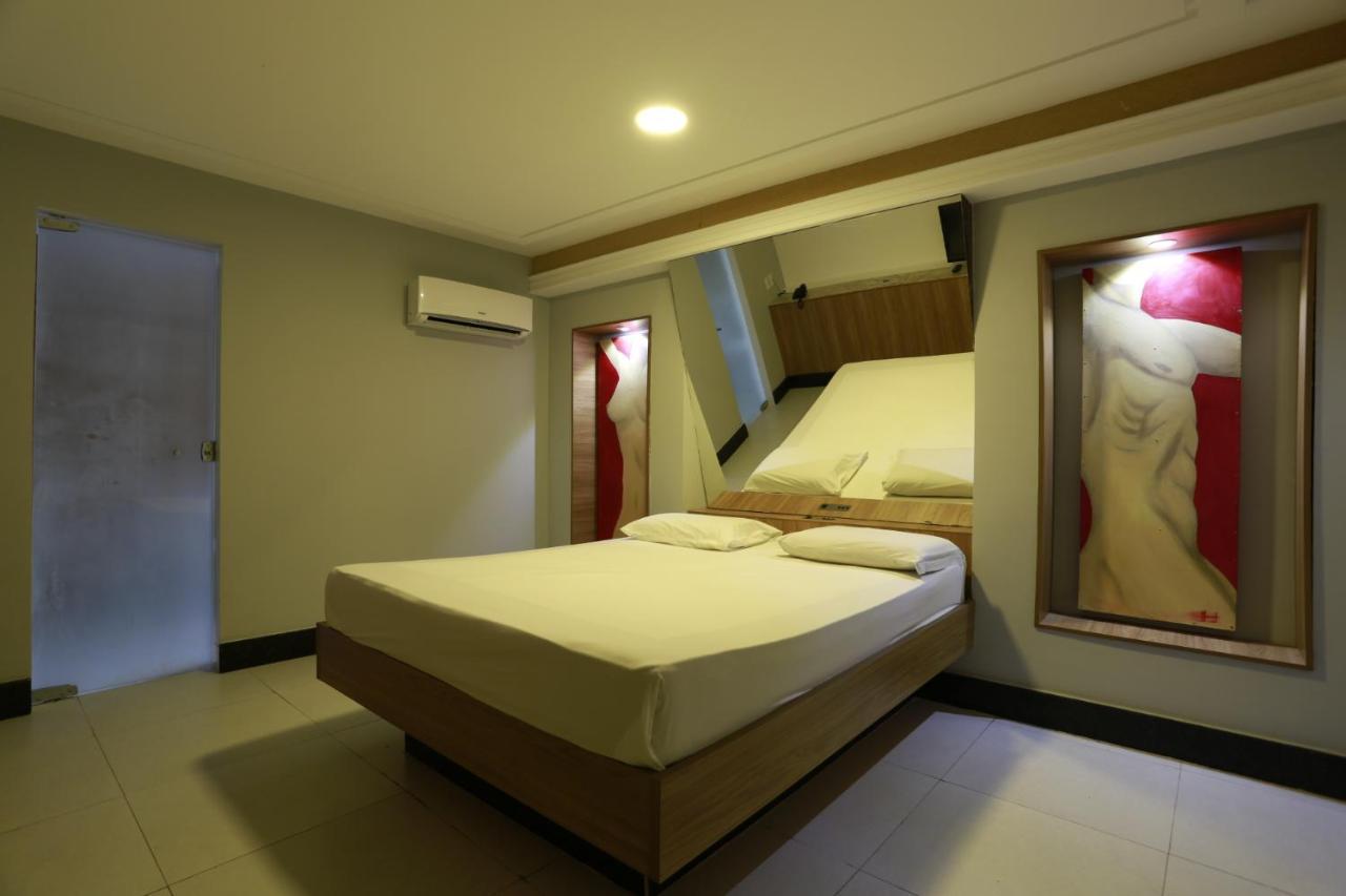 Love hotel New Dhunas (adults Only) 2*